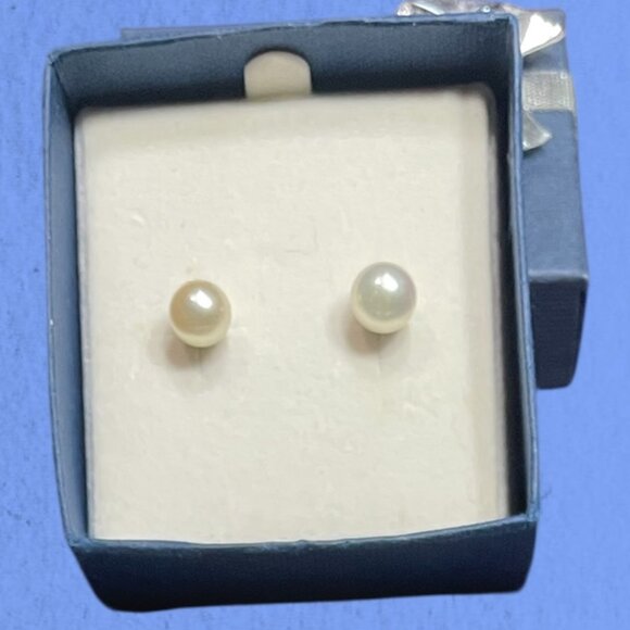 FRESHWATER PEARLS CHOKER NECKLACE W/ MATCHING BRACELET W/ FAUX PEARL STUDS - Picture 3 of 3